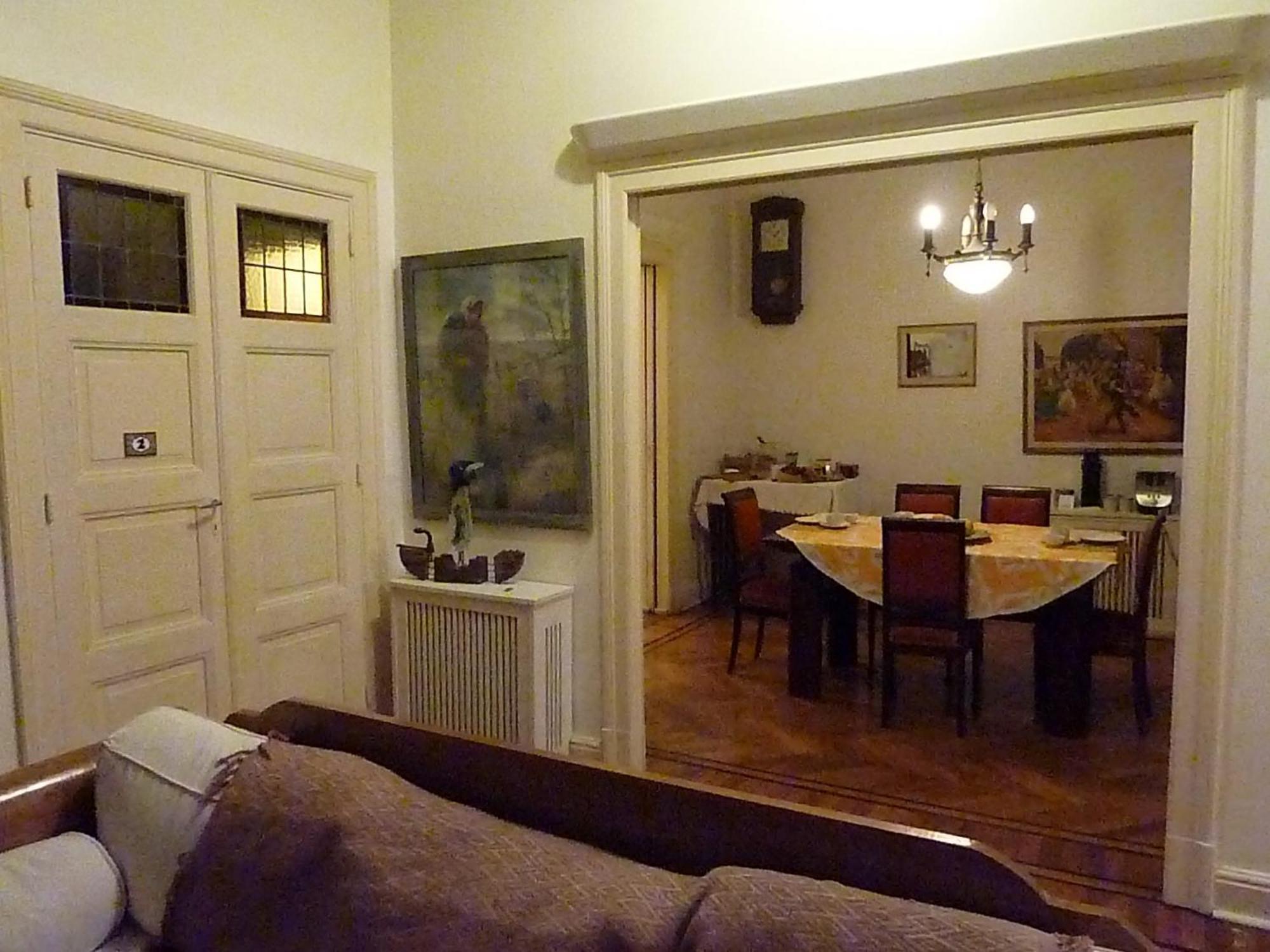 Via Arriba B&B บัวโนสไอเรส ภายนอก รูปภาพ