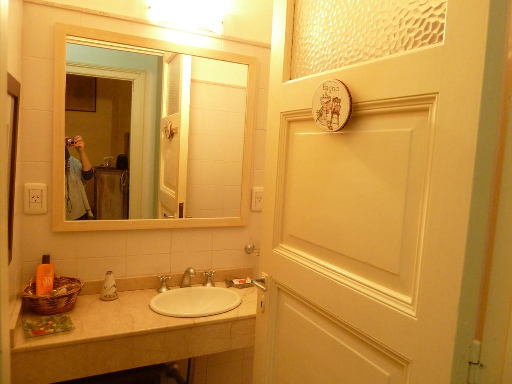 Via Arriba B&B บัวโนสไอเรส ภายนอก รูปภาพ